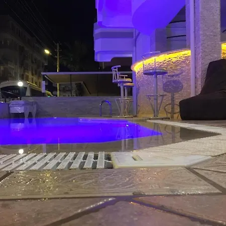 فندق مبيت وإفطار Ikizler Apart ألانيا
